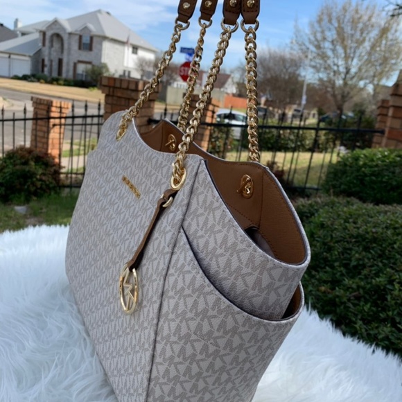 Michael Kors Jet Set LG Chain Shld Tote - Picture 4 of 7